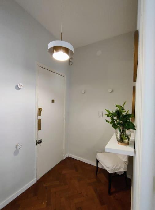 Clasico Y Moderno Departamento En El Corazon De Buenos Aires Apartment Bagian luar foto