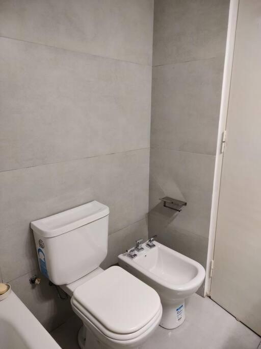 Clasico Y Moderno Departamento En El Corazon De Buenos Aires Apartment Bagian luar foto